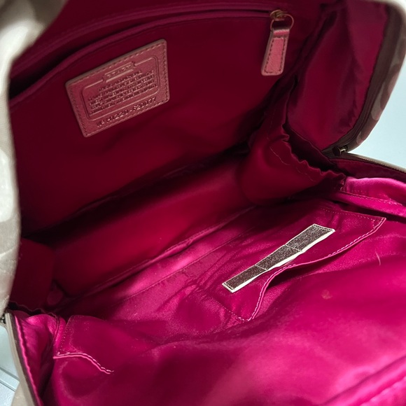 Coach Auth Signature Poppy Daisy Applique Backpack Khaki Pink Gold Blue - Picture 4 of 4